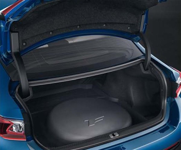 Коврик багажника с докаткой оригинальный для Lexus RC 200t (2014-2018) № PZ434-C1304-PJ