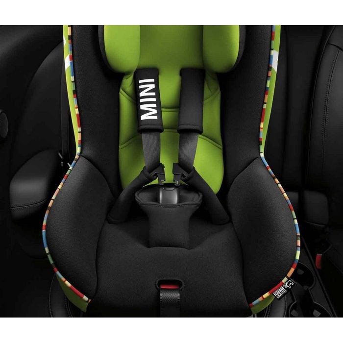 Изображение Детское автомобильное кресло BMW Junior Seat 1 Vivid Green № 82222348237 Детское автомобильное кресло BMW Junior Seat 1 Vivid Green № 82222348237